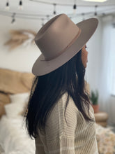 Load image into Gallery viewer, Light Blush Fedora Hat