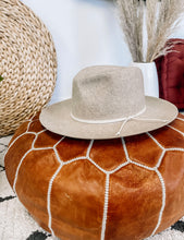 Load image into Gallery viewer, Oatmeal Upturned Brim Fedora Hat